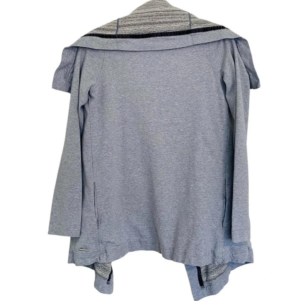 Lululemon Savasana Wrap Jacket Gray Cowl Snap Yoga Women’s 4